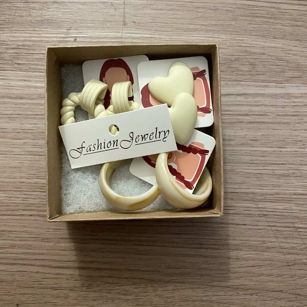 Cream Earrings Set of 3